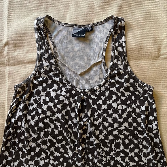 Volcom "Animal Style" Tank - Animal Print - Flowy Scoop Neck High Lo - Junior XL - Picture 2 of 16